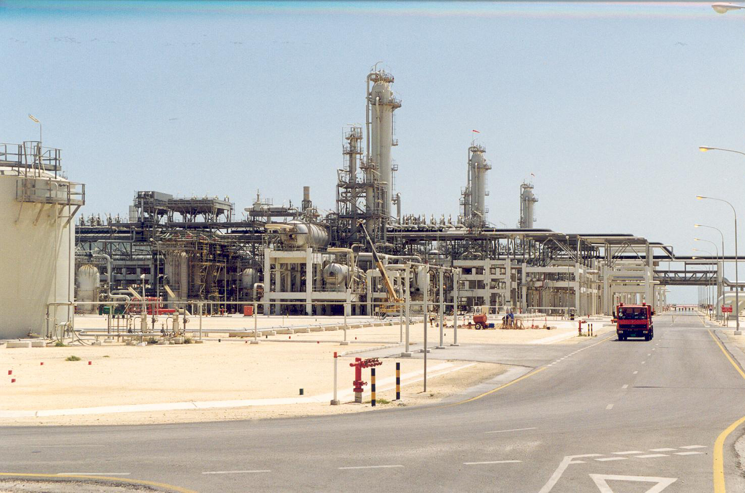 LNG Terminal 05