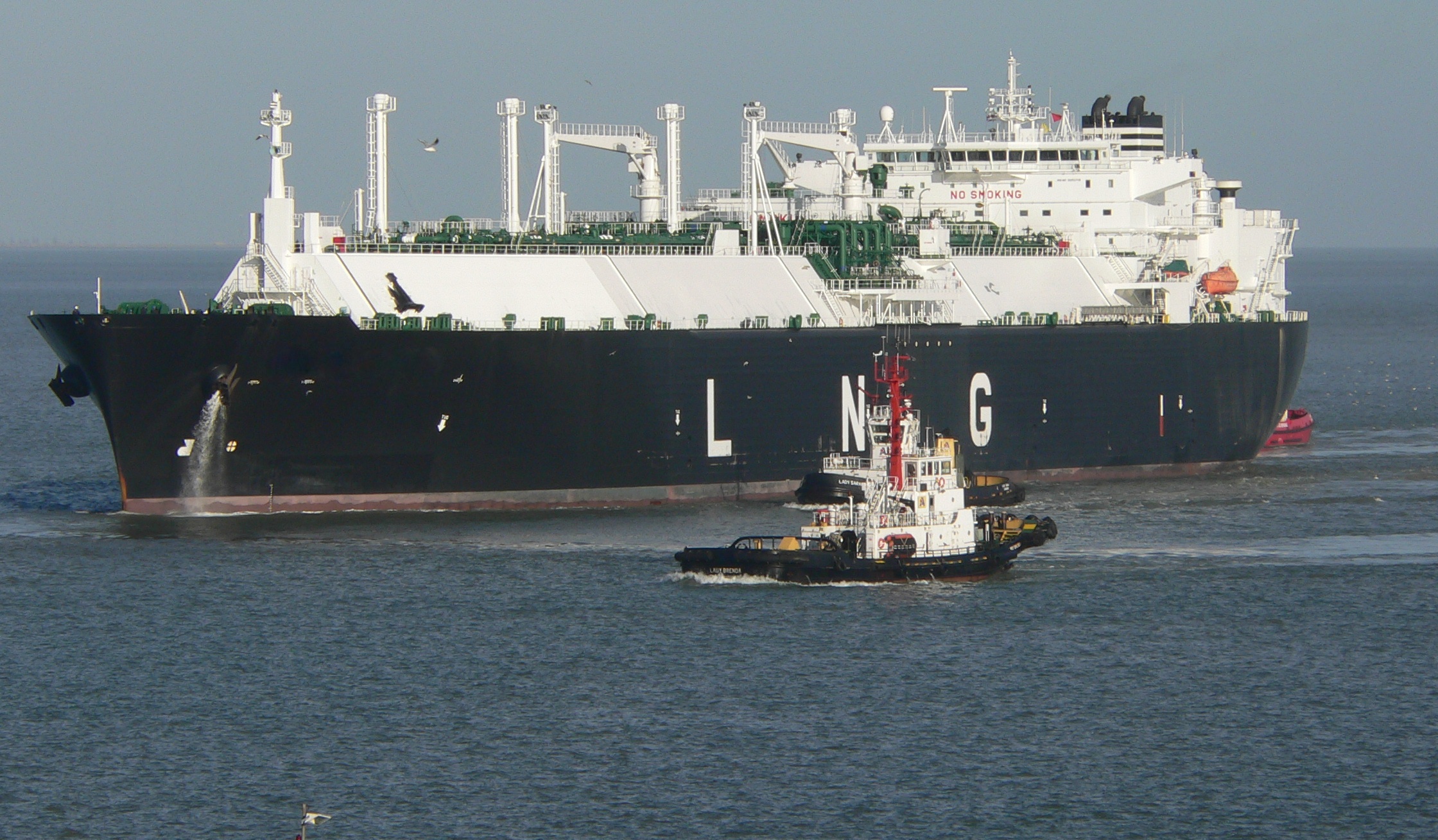 LNG Vessel Image 09
