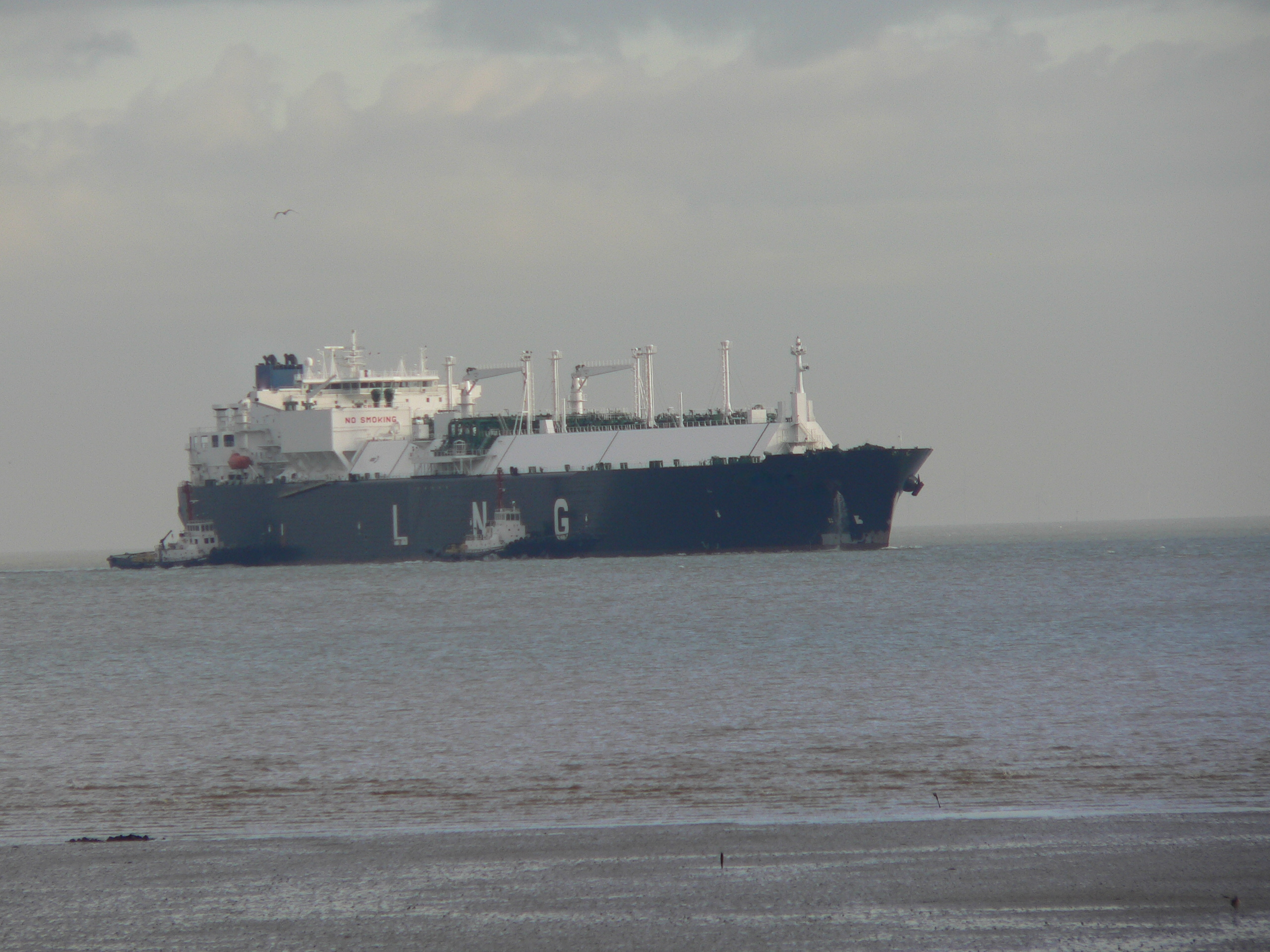 LNG Vessel Image 10